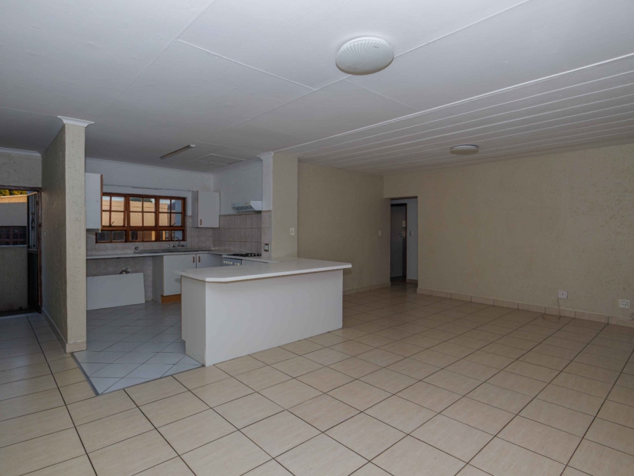 3 Bedroom Property for Sale in Dowerglen Gauteng