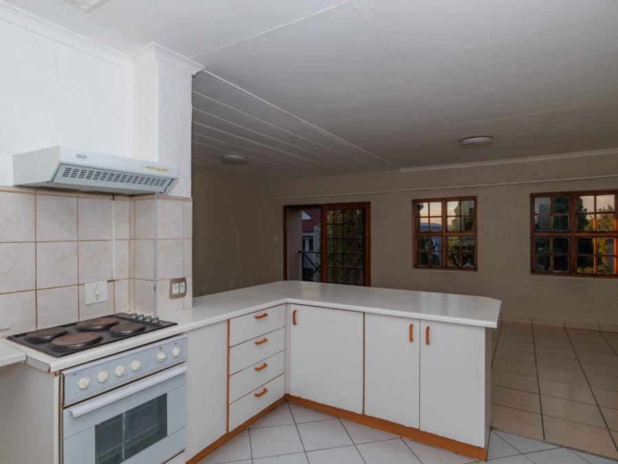 3 Bedroom Property for Sale in Dowerglen Gauteng