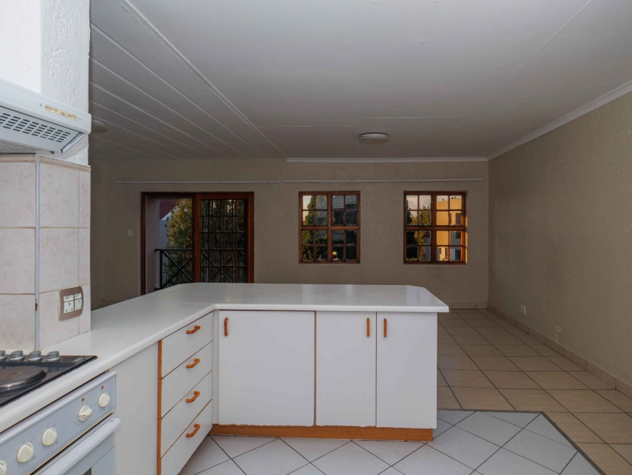 3 Bedroom Property for Sale in Dowerglen Gauteng