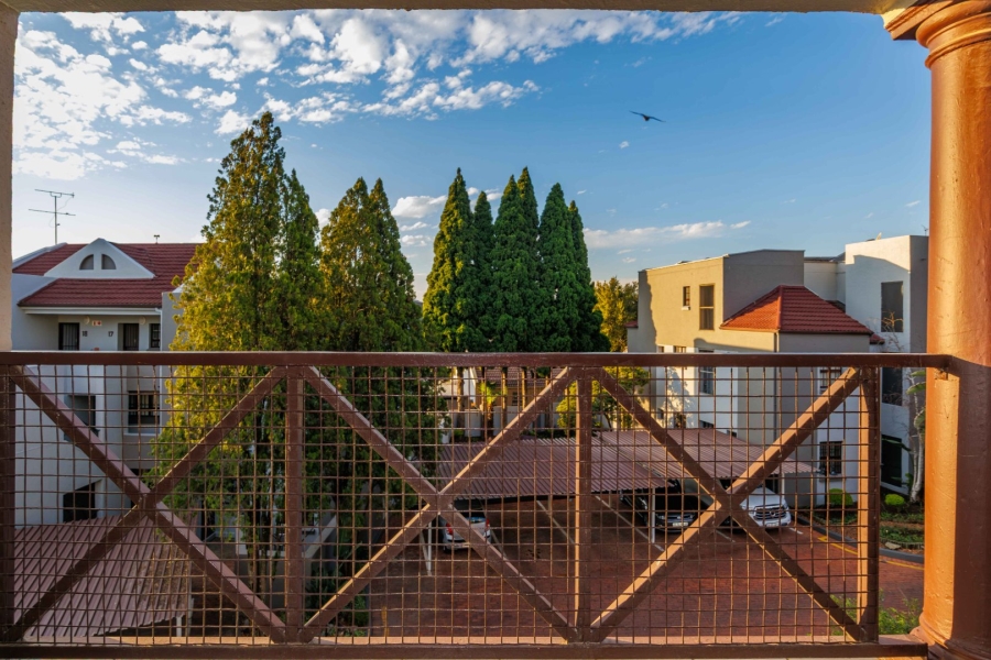 3 Bedroom Property for Sale in Dowerglen Gauteng