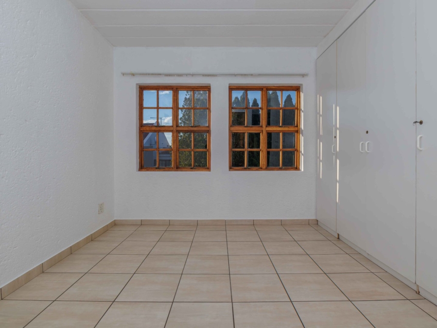3 Bedroom Property for Sale in Dowerglen Gauteng
