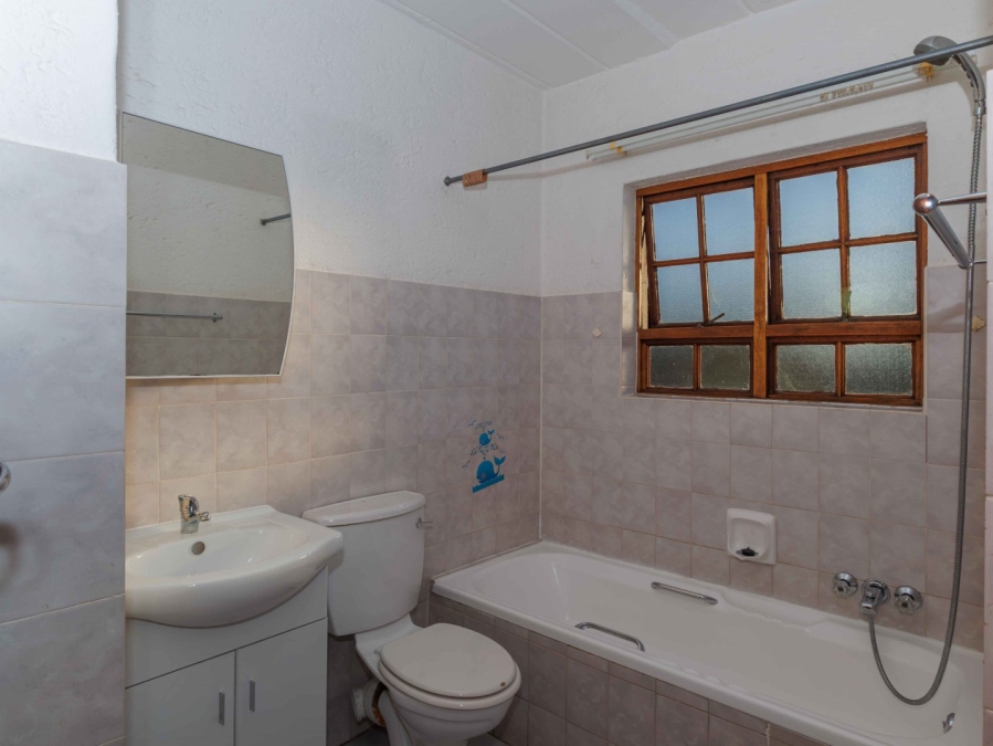 3 Bedroom Property for Sale in Dowerglen Gauteng
