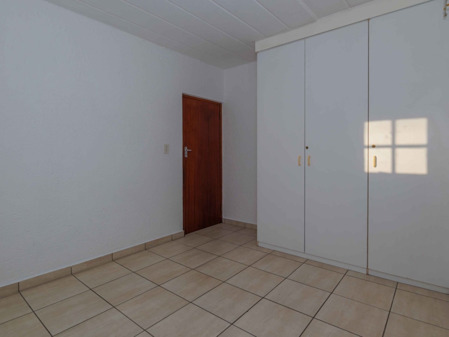 3 Bedroom Property for Sale in Dowerglen Gauteng