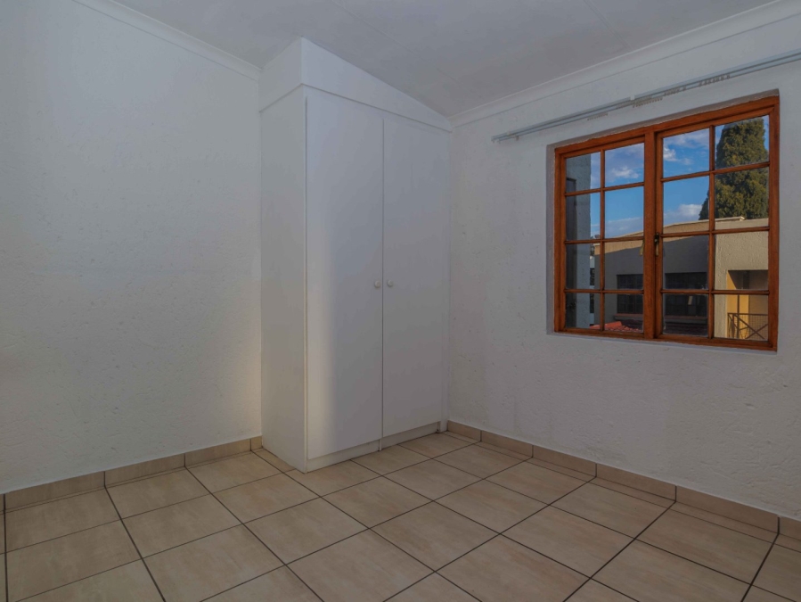 3 Bedroom Property for Sale in Dowerglen Gauteng