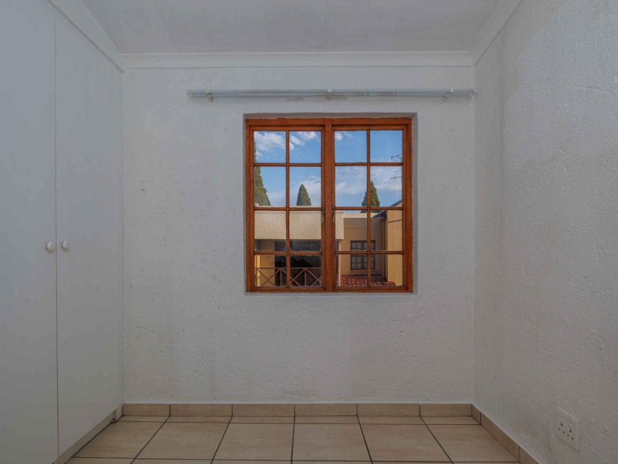 3 Bedroom Property for Sale in Dowerglen Gauteng
