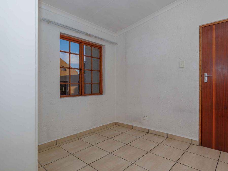3 Bedroom Property for Sale in Dowerglen Gauteng
