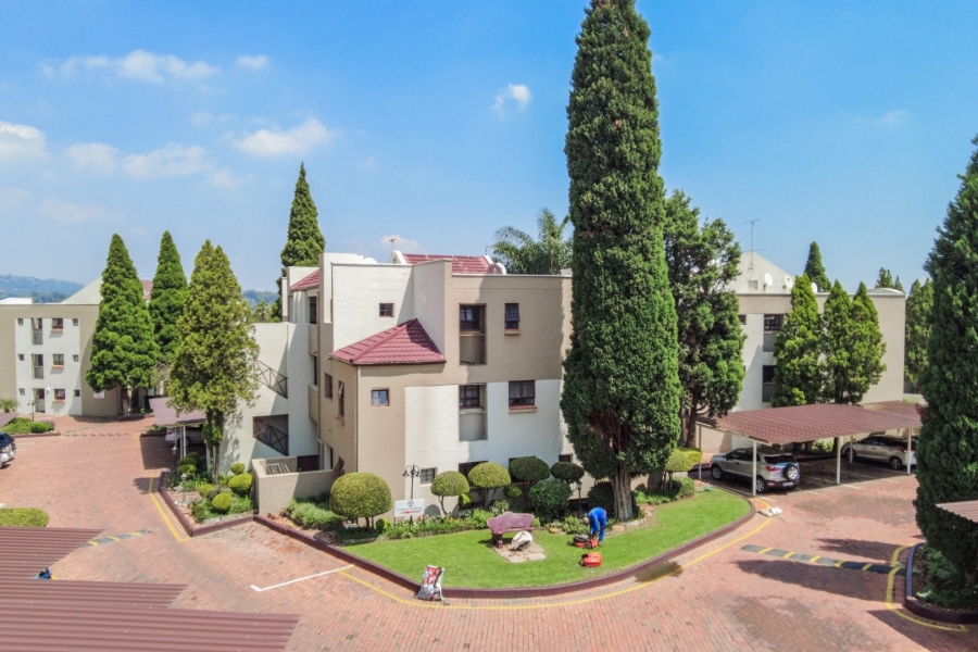 3 Bedroom Property for Sale in Dowerglen Gauteng