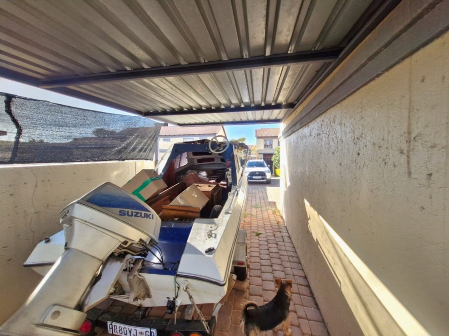 2 Bedroom Property for Sale in Annlin Gauteng