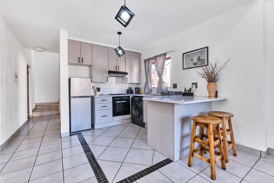 To Let 1 Bedroom Property for Rent in Randpark Ridge Gauteng