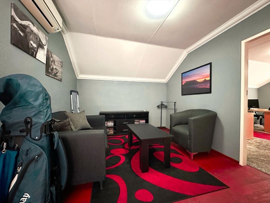 3 Bedroom Property for Sale in Glen Marais Gauteng