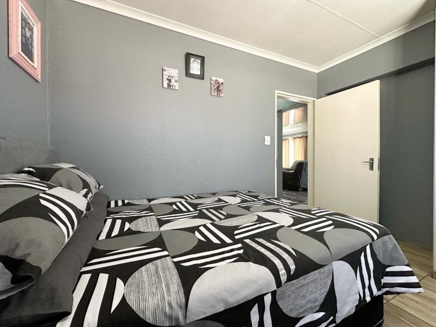 3 Bedroom Property for Sale in Glen Marais Gauteng