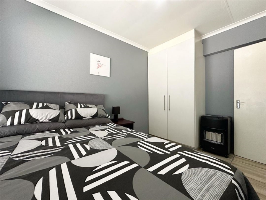 3 Bedroom Property for Sale in Glen Marais Gauteng