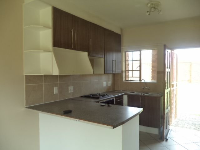 To Let 2 Bedroom Property for Rent in Mooikloof Ridge Gauteng