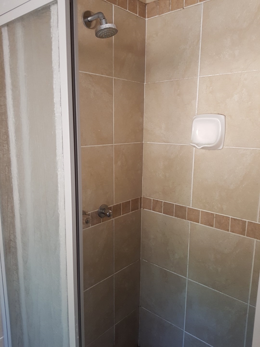 To Let 2 Bedroom Property for Rent in Mooikloof Ridge Gauteng