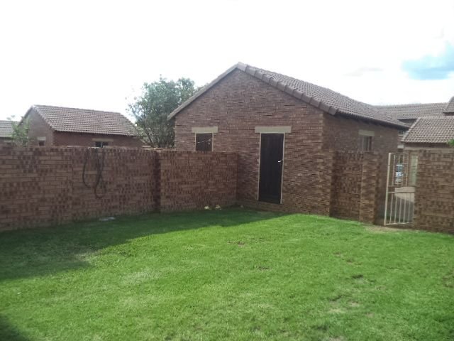 To Let 2 Bedroom Property for Rent in Mooikloof Ridge Gauteng