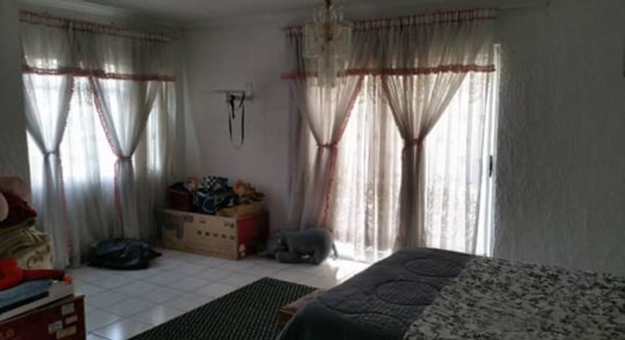4 Bedroom Property for Sale in Townsview Gauteng