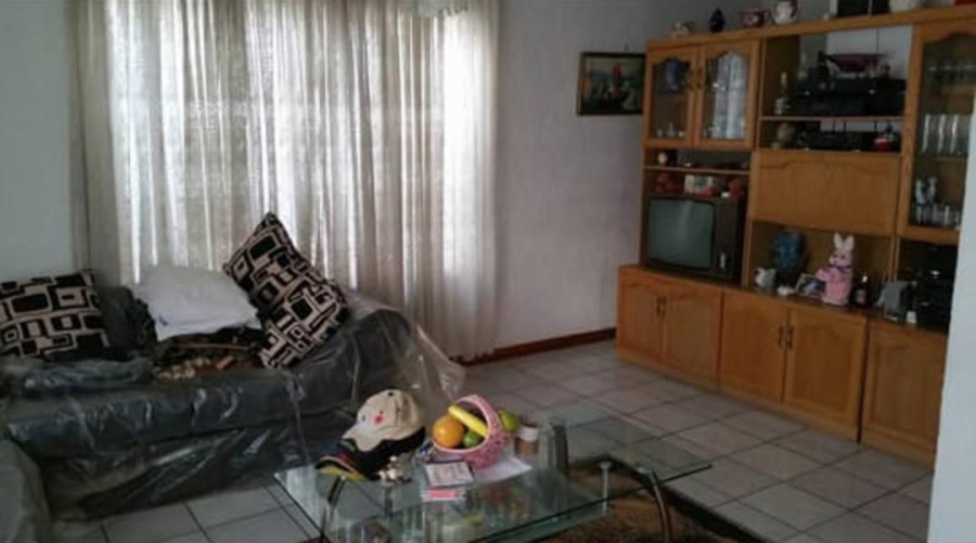 4 Bedroom Property for Sale in Townsview Gauteng