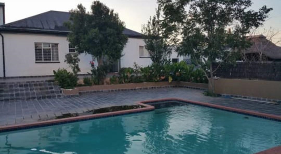 4 Bedroom Property for Sale in Townsview Gauteng
