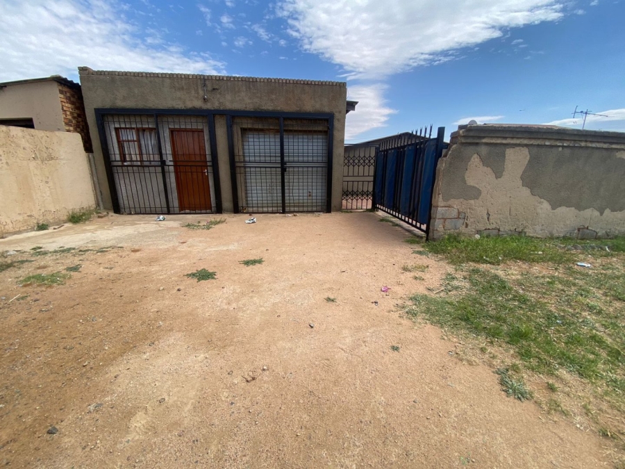 6 Bedroom Property for Sale in 700 Scheme Gauteng