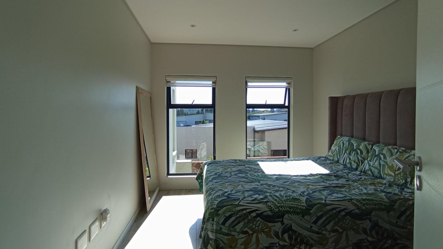 3 Bedroom Property for Sale in Crowthorne AH Gauteng