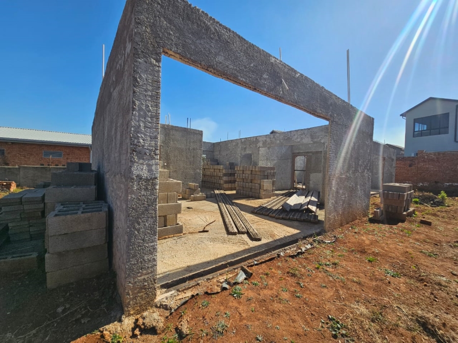  Bedroom Property for Sale in Eldoraigne Gauteng