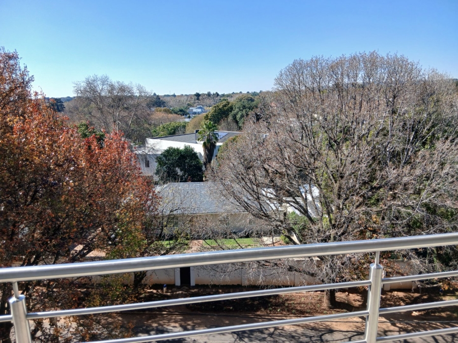 2 Bedroom Property for Sale in Rosebank Gauteng