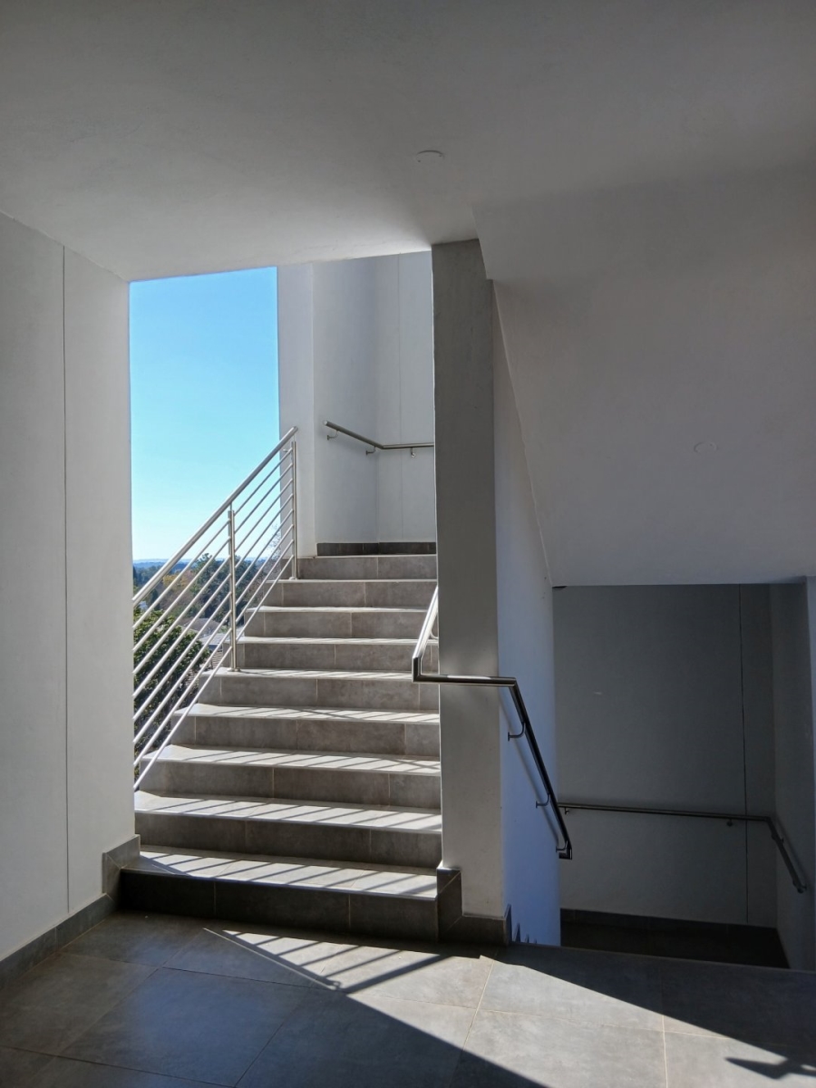 2 Bedroom Property for Sale in Rosebank Gauteng