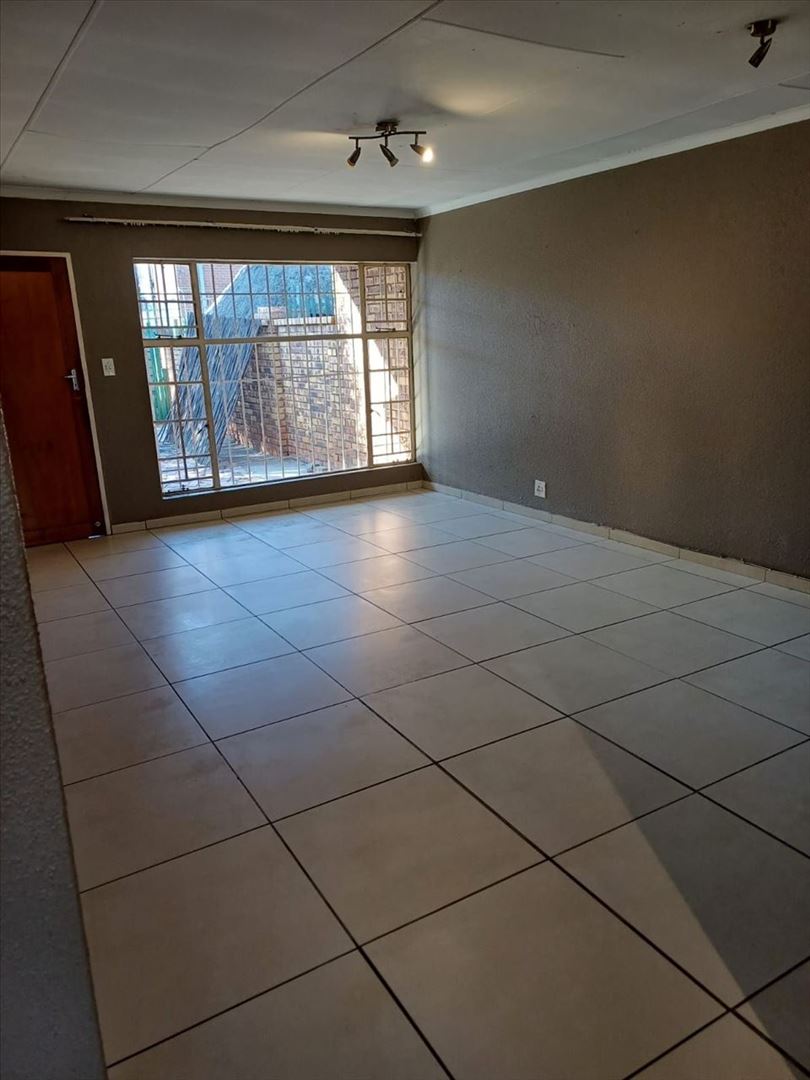 2 Bedroom Property for Sale in Witfield Gauteng