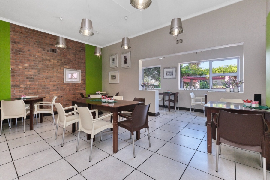  Bedroom Property for Sale in Florida Park Gauteng