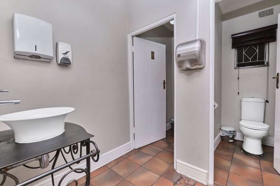  Bedroom Property for Sale in Florida Park Gauteng
