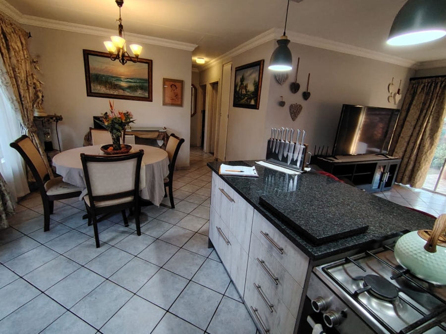 3 Bedroom Property for Sale in Wierdaglen Estate Gauteng