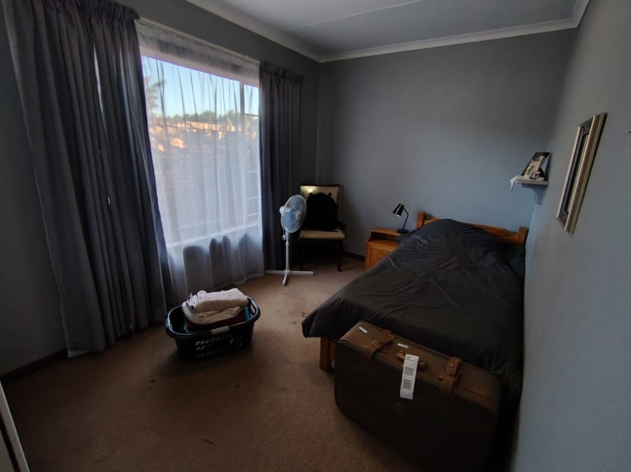 3 Bedroom Property for Sale in Wierdaglen Estate Gauteng