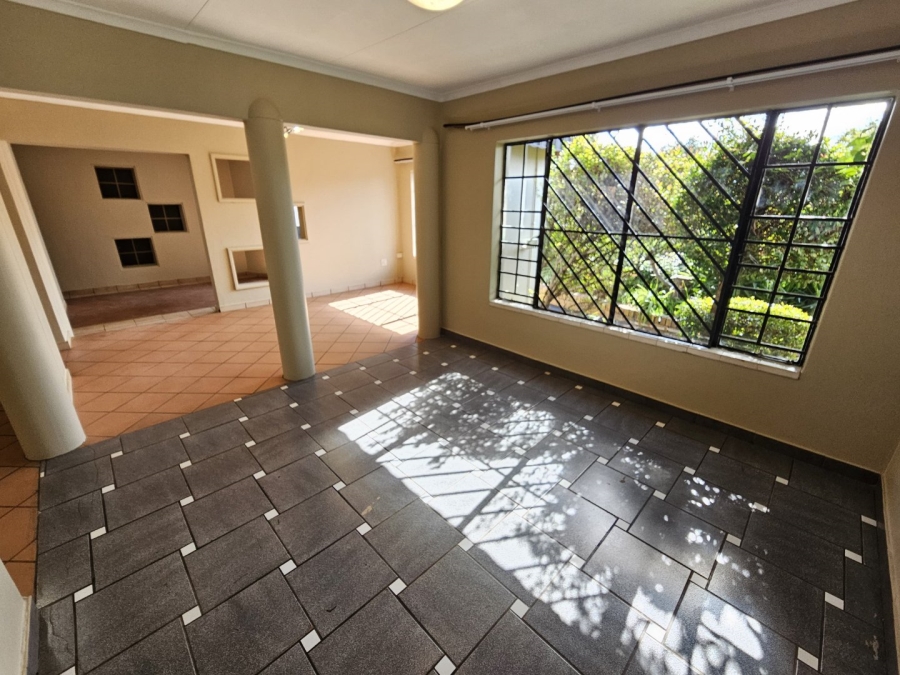 4 Bedroom Property for Sale in Doornpoort Gauteng