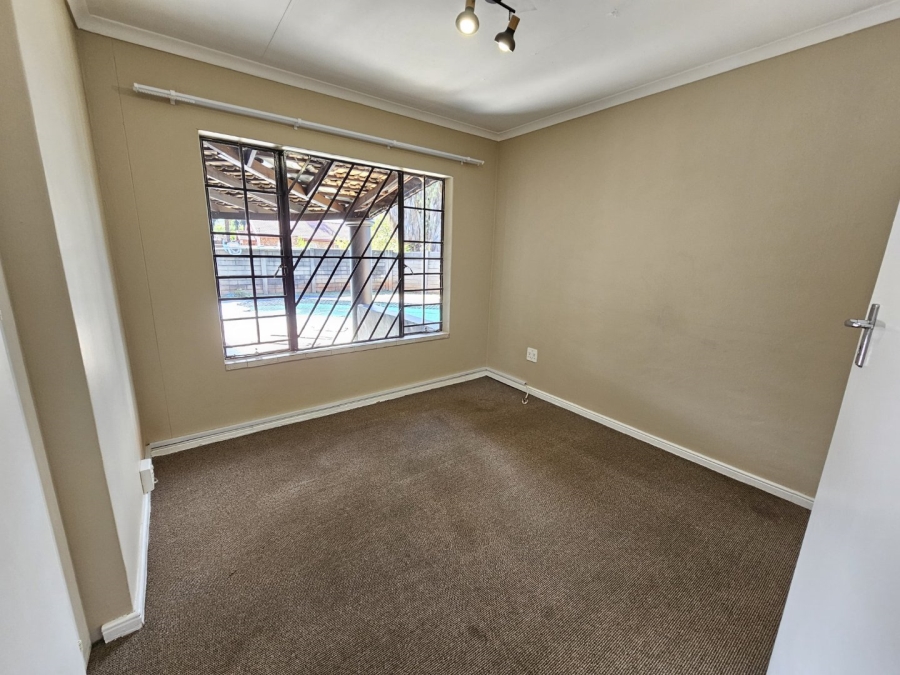 4 Bedroom Property for Sale in Doornpoort Gauteng