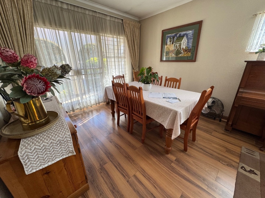 3 Bedroom Property for Sale in Glen Marais Gauteng