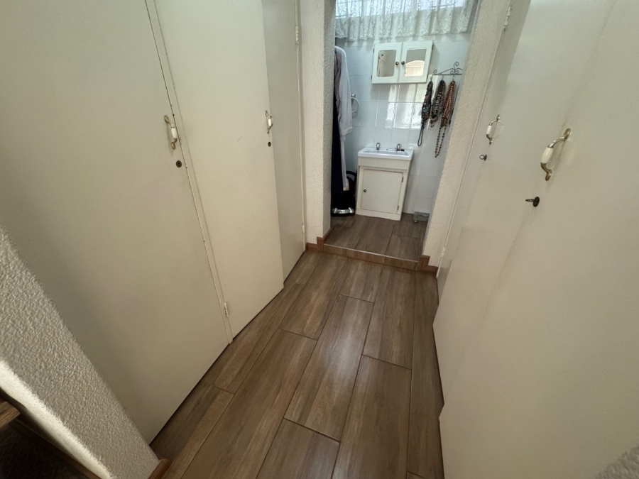 3 Bedroom Property for Sale in Glen Marais Gauteng