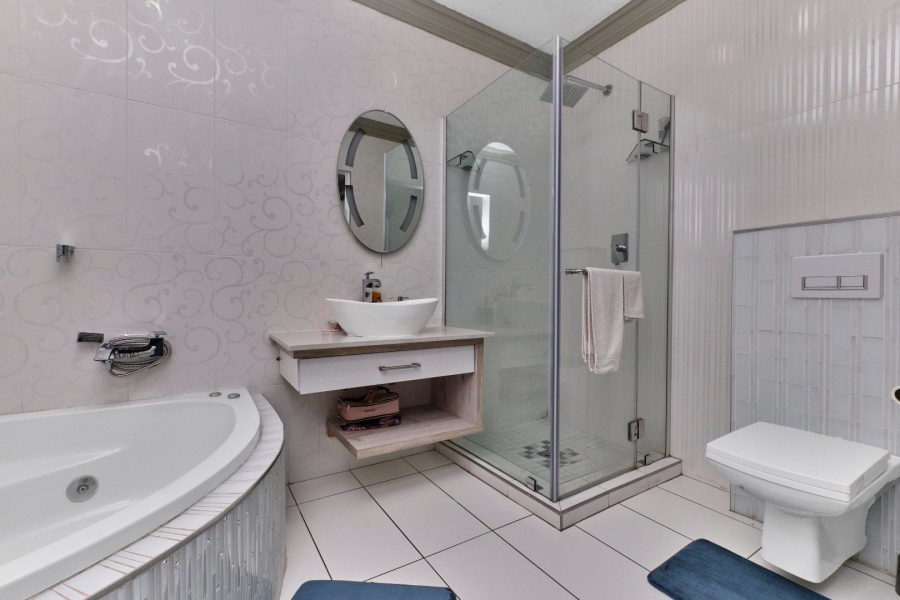 4 Bedroom Property for Sale in Ruimsig Gauteng