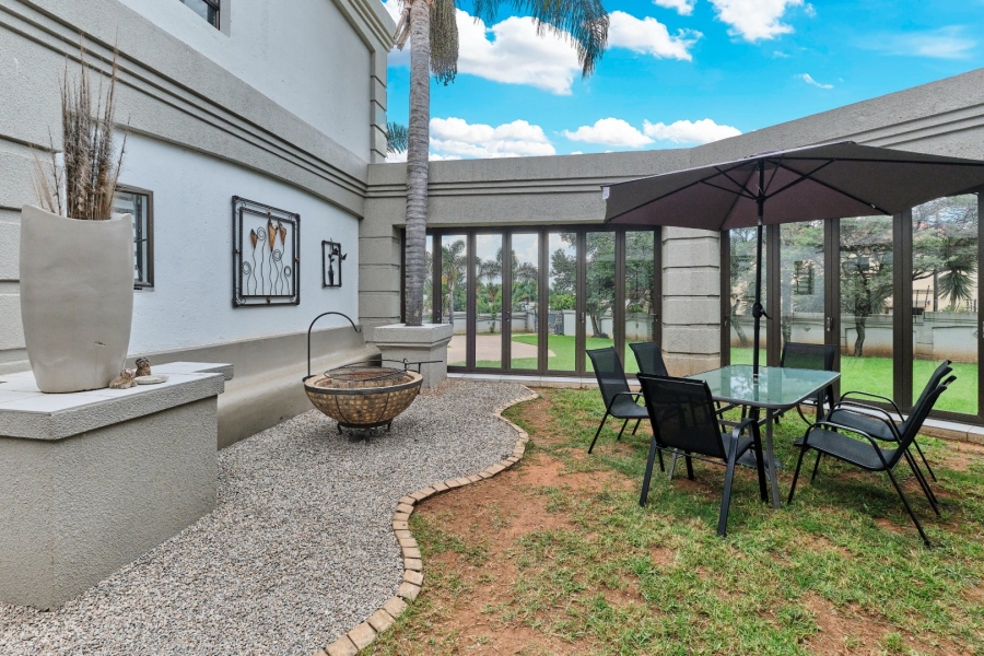 4 Bedroom Property for Sale in Ruimsig Gauteng