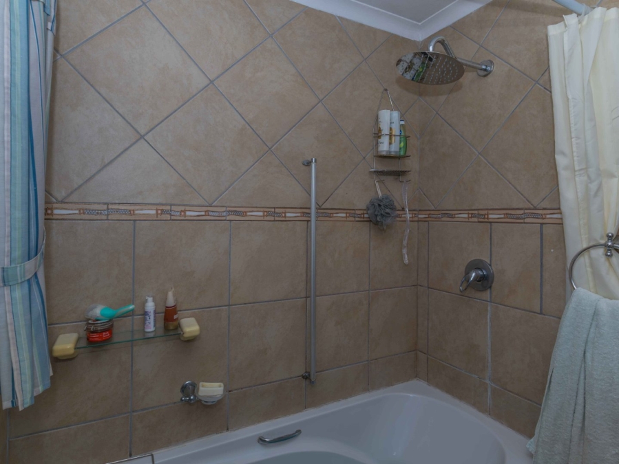 3 Bedroom Property for Sale in Illiondale Gauteng