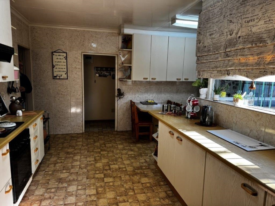 4 Bedroom Property for Sale in Aston Manor Gauteng