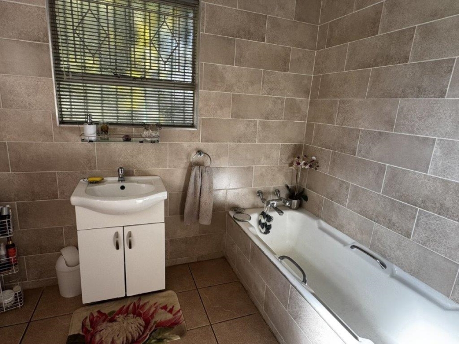 4 Bedroom Property for Sale in Aston Manor Gauteng