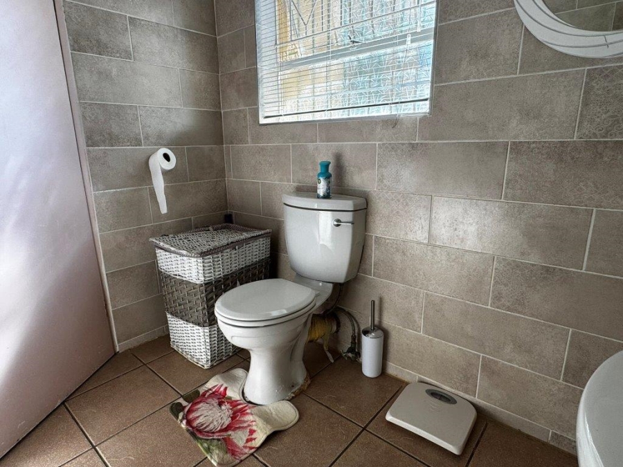 4 Bedroom Property for Sale in Aston Manor Gauteng