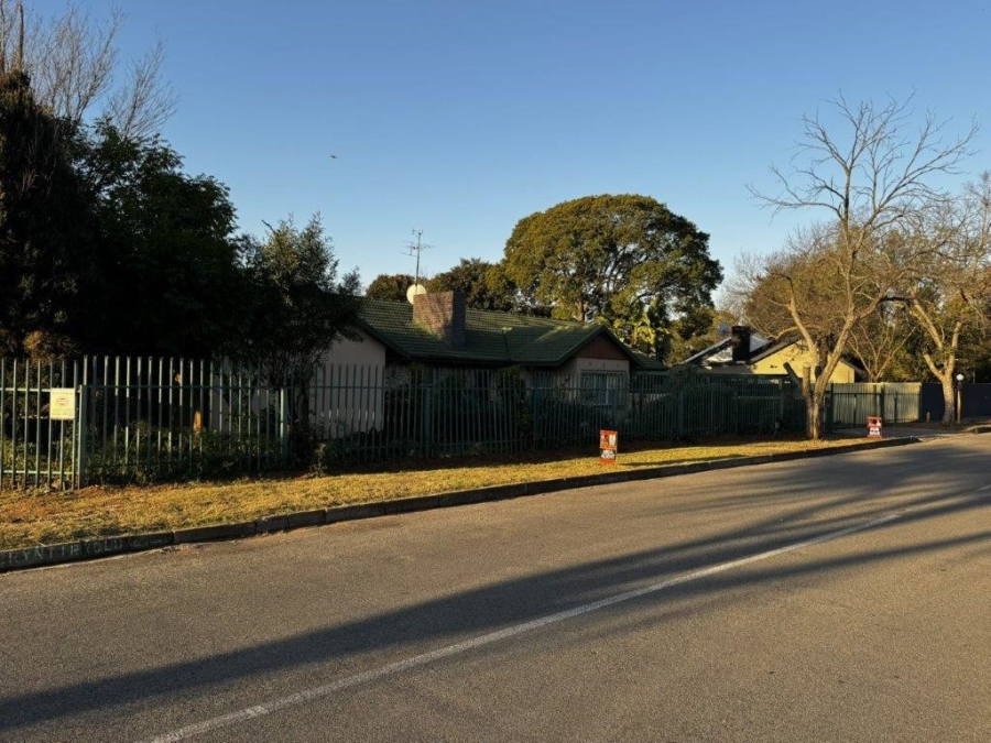 4 Bedroom Property for Sale in Aston Manor Gauteng
