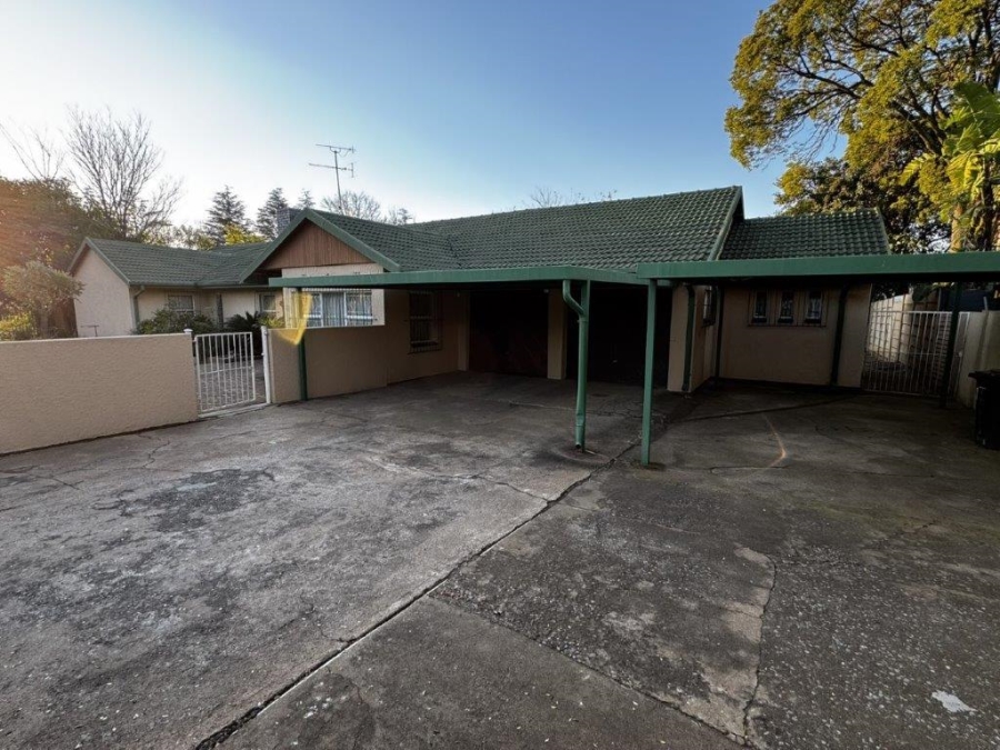 4 Bedroom Property for Sale in Aston Manor Gauteng