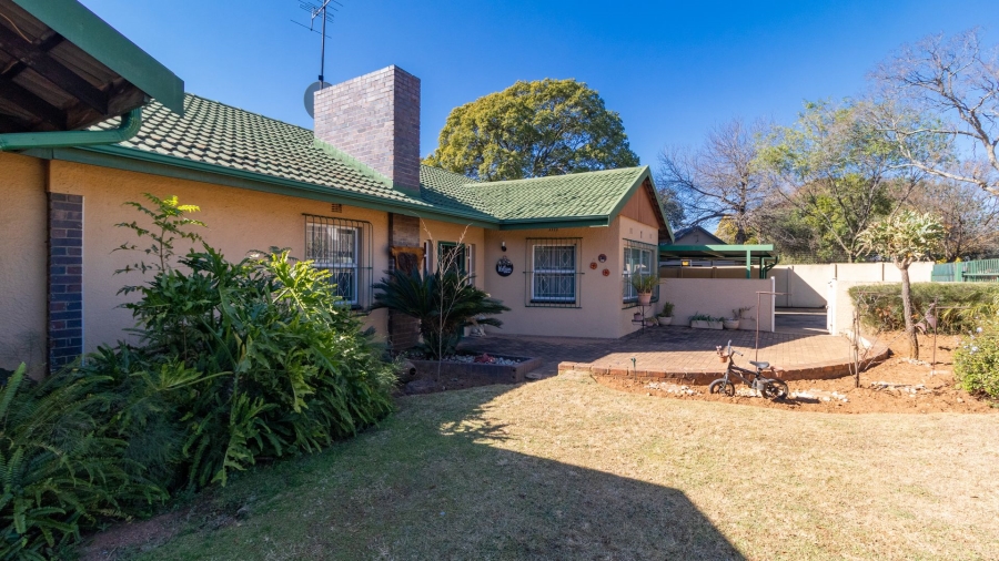 4 Bedroom Property for Sale in Aston Manor Gauteng