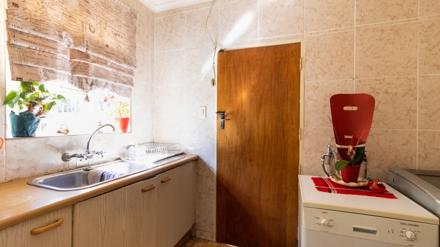 4 Bedroom Property for Sale in Aston Manor Gauteng