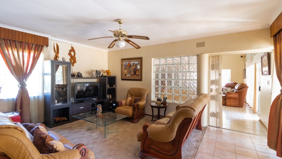 4 Bedroom Property for Sale in Aston Manor Gauteng