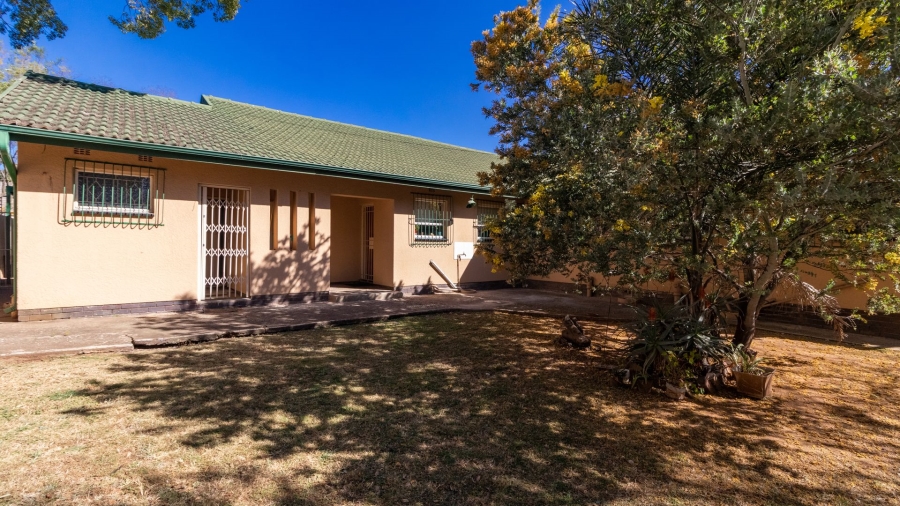 4 Bedroom Property for Sale in Aston Manor Gauteng