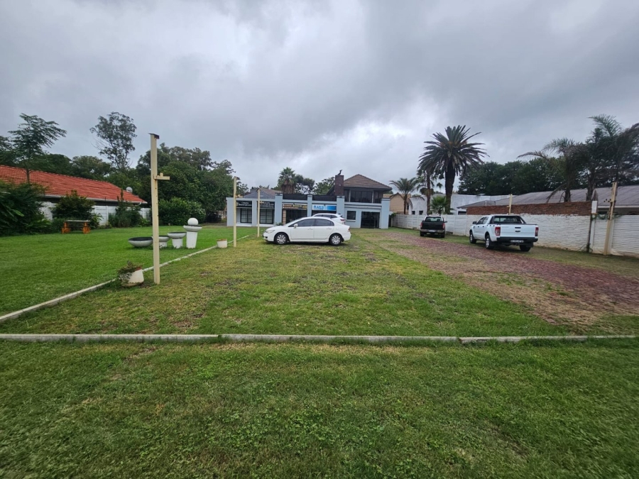 Bedroom Property for Sale in Zwartkop Gauteng