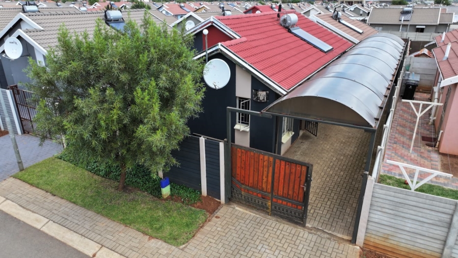 3 Bedroom Property for Sale in Sky City Gauteng
